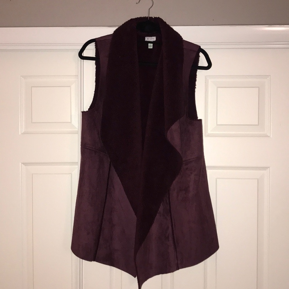 Susina Maroon Vest